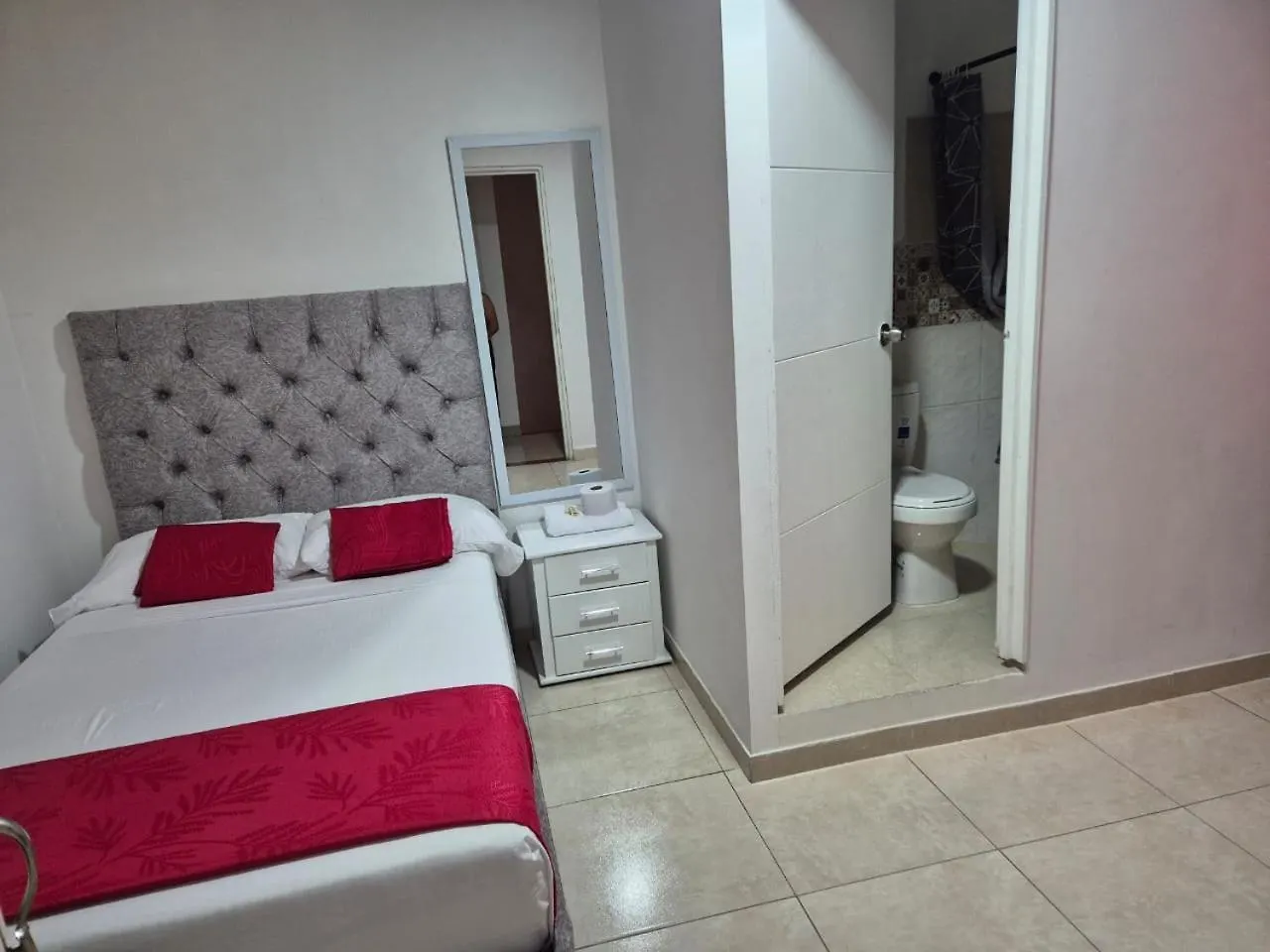Aparta-Hotel Parque Versalles Cali Hotell