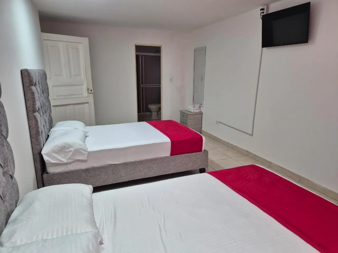 Aparta-Hotel Parque Versalles Cali